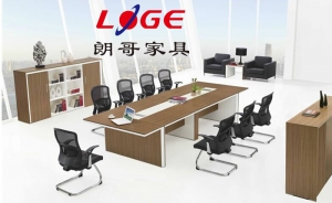 定制板式办公家具时需考虑哪些因素？